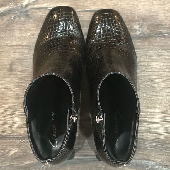 Circus by Sam Edelman Daysi Ankle Boot - Picture 6 of 13